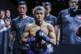 《战锤40K：战争黎明4》CG预告 展示兽人阵营